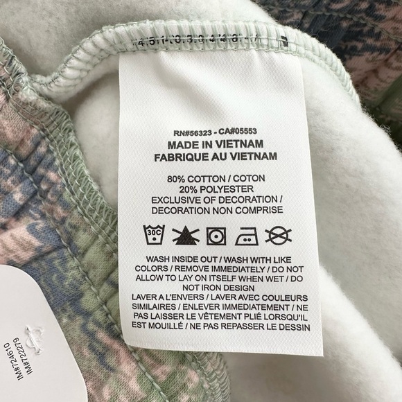 Nike Sportswear Women's Fleece Shorts - Picture 14 of 15